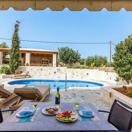 Dafni With Private Pool * Гуве