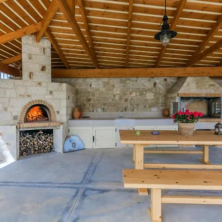 Вилла Dafni With Private Pool *